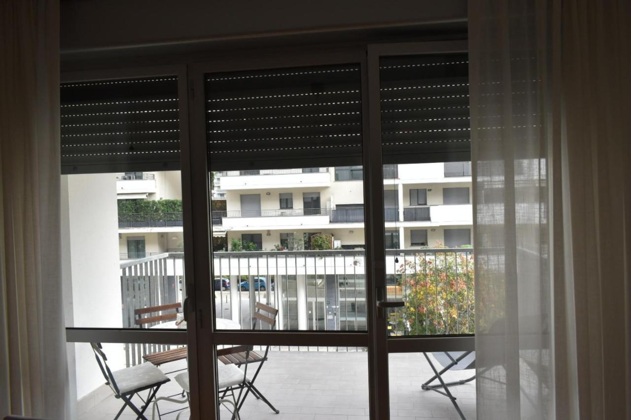 House Promenade Santa Giulia Apartment มิลาน ภายนอก รูปภาพ