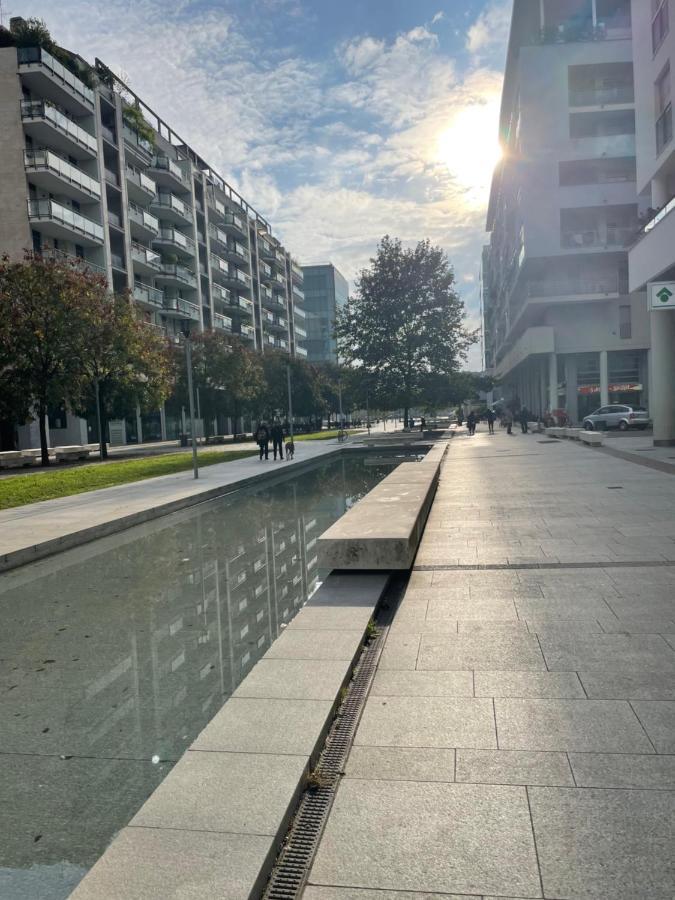 House Promenade Santa Giulia Apartment มิลาน ภายนอก รูปภาพ