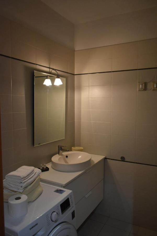 House Promenade Santa Giulia Apartment มิลาน ภายนอก รูปภาพ