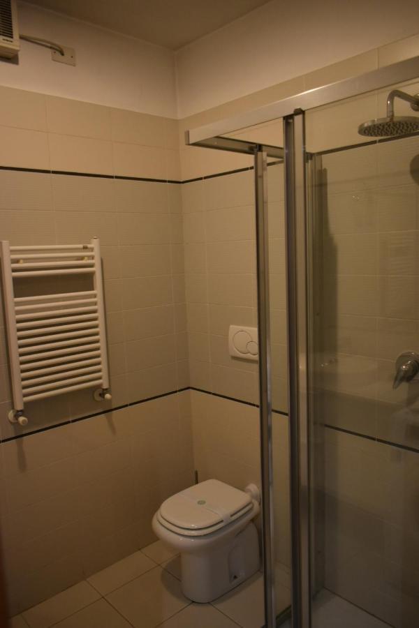 House Promenade Santa Giulia Apartment มิลาน ภายนอก รูปภาพ
